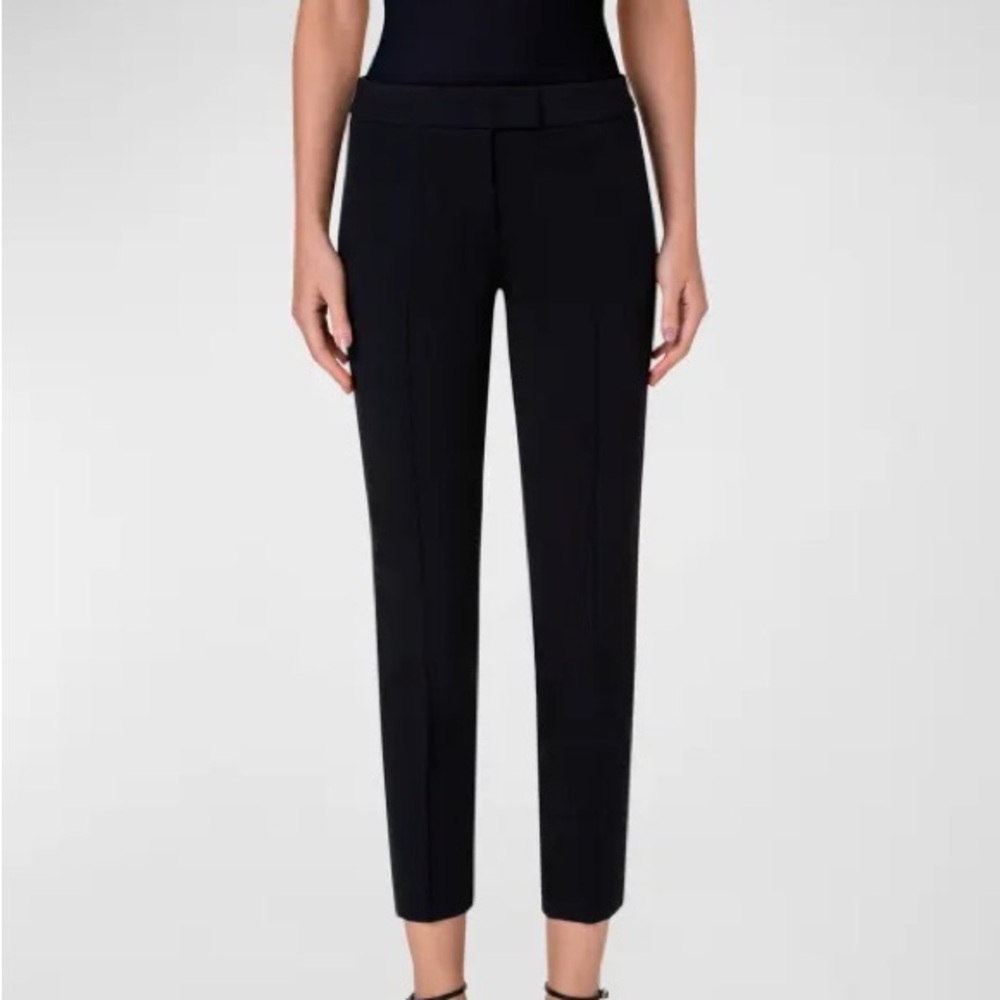 AKRIS Punto Black Slim Leg Ankle Pants